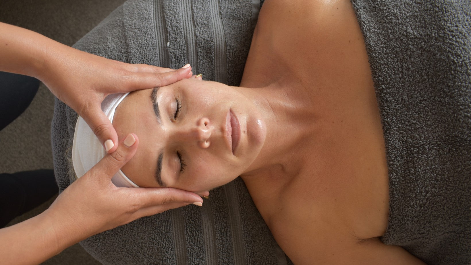 Woman receiving an Adashiko Zen Facial treatment | Adashiko Collagen | 100% Natural Skincare